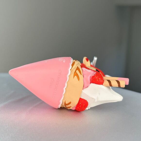Tokidoki Crepe Cutie Unicorno Delicious Series 2 Japanese Desserts Figure - Picture 6 of 7